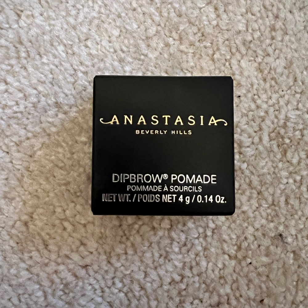 Anastasia Beverly Hills DIPBROW® Pomade - Picture 2 of 3